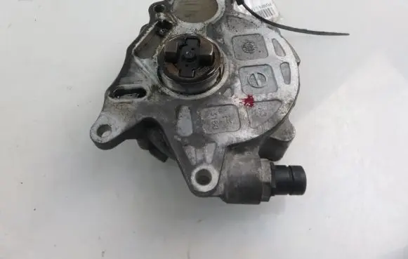 Vacuum pump