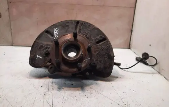 Chrysler Sebring (JS) Front wheel hub