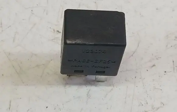 Volvo S60 Other relay 9441161