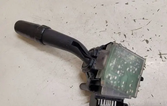 Toyota Corolla Verso AR10 Wiper control stalk 173654LH