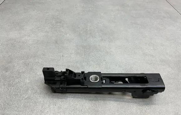 Skoda Octavia Mk3 (5E) Seat belt height adjuster 8V0857819A