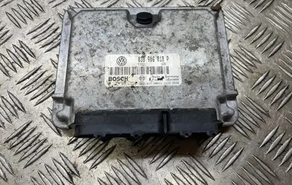 Volkswagen PASSAT B5 Engine control unit/module 038906018P 28SA3664 0281001720