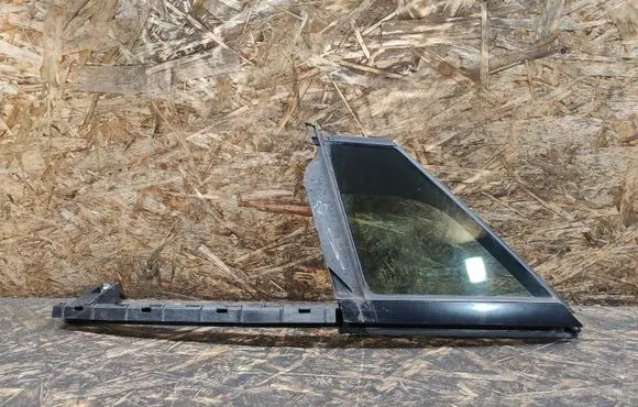 Ford Fusion II Front door vent window glass four-door DS73F21401
