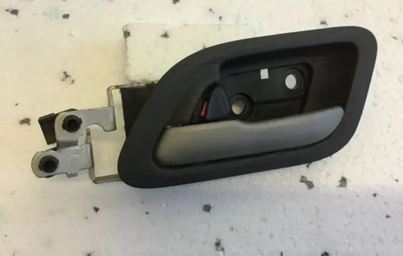 Honda FR-V Front door interior handle
