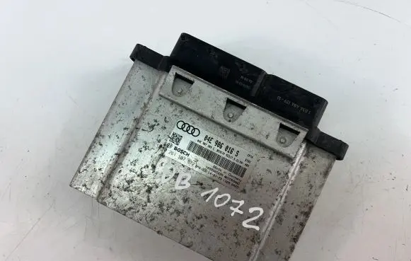 Audi A1 Engine control unit/module ECU 04E906016S 0261S07972