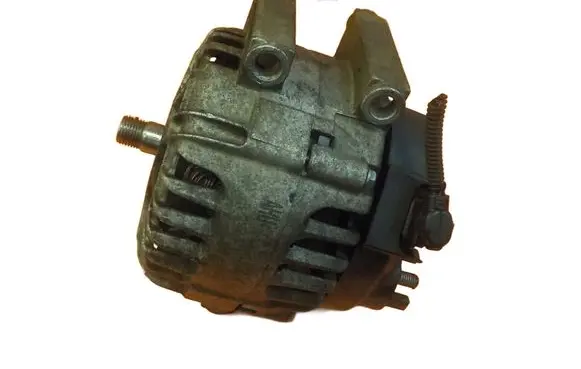 Opel Corsa D Generator/alternator 13588308