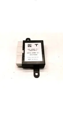 Tesla Model X Parking PDC control unit/module 1129519-00-A