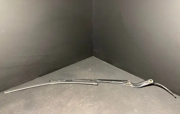 Mercedes-Benz Sprinter W906 Front wiper blade arm 0018205944 A0018205944