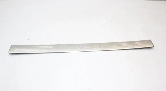 Mercedes-Benz E W212 Front sill trim cover 212660936