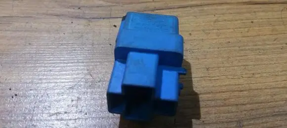 Nissan Terrano Other relay 252309f900 4ra940010-65