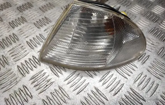 BMW 3 E46 Front indicator light 185356B