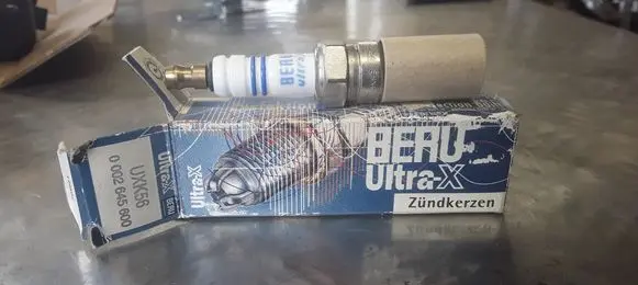Volvo V50 Spark plug UXF79