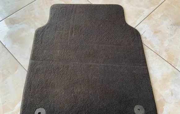 Audi A8 S8 D4 4H Rear floor mat 4H4863011L 4H4863732G