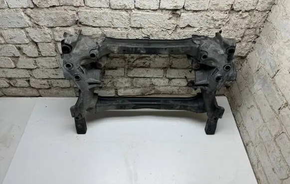 Mercedes-Benz C W205 Front subframe
