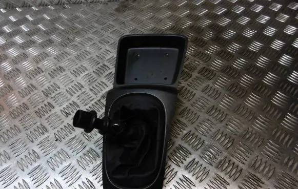 KIA Rio Refrigerator 846311G000