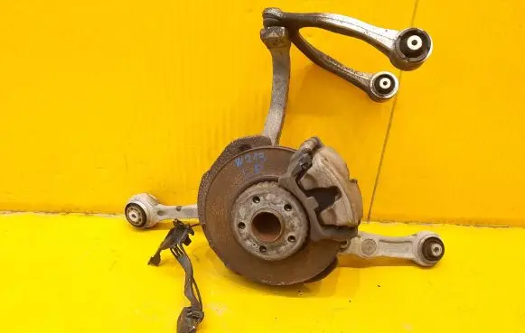 Mercedes-Benz E W213 Front wheel hub spindle knuckle