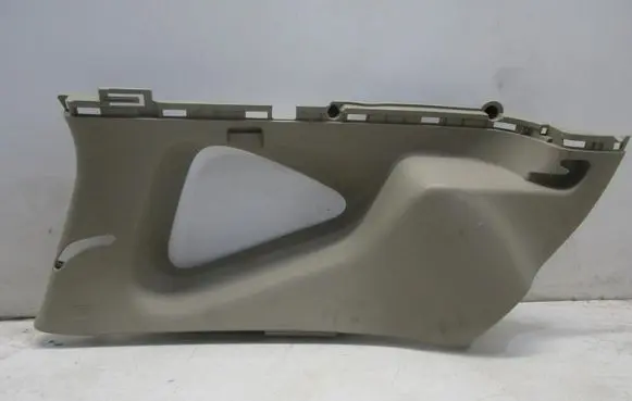 Honda CR-V (C) pillar trim 84181-T1G-E613-M1