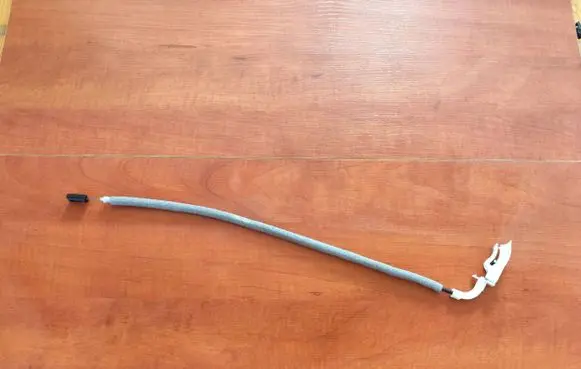 BMW 5 E60 E61 Front door cable line 7034467