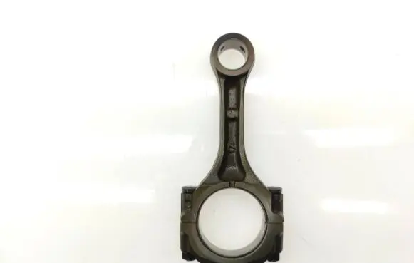 Subaru Forester SG Connecting rod/conrod 12100AA240 12100AA241
