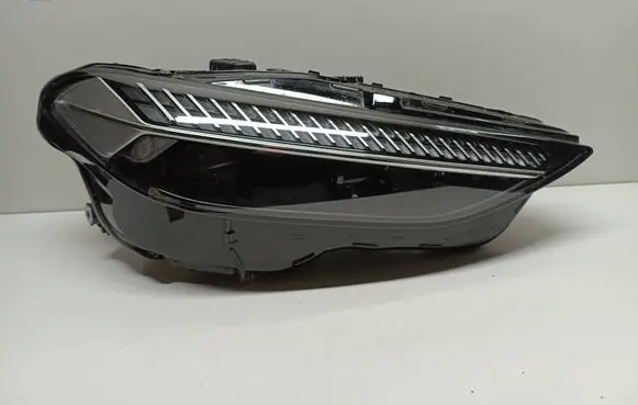 Audi A5 Headlight/headlamp 8B3941036AA