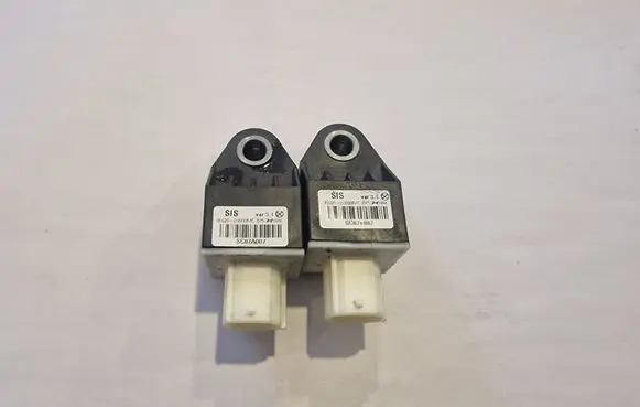 Hyundai i40 Airbag deployment crash/impact sensor 959200U000