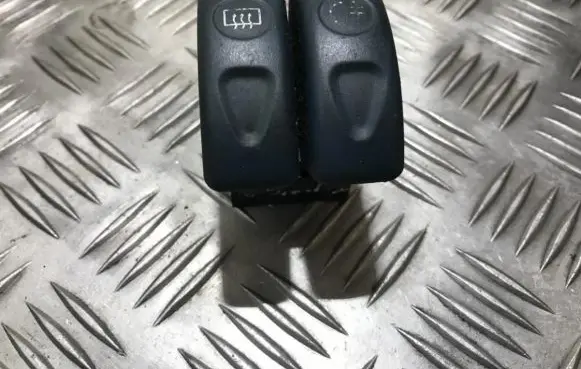 Renault Twingo I Windscreen/window heater switch