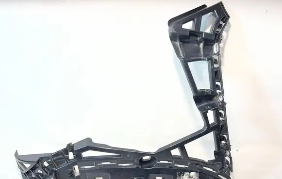 Mercedes-Benz GLE W167 Rear bumper mounting bracket A1678805308