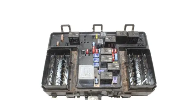 Ford Mondeo MK V Fuse module FG9T14A067ZA
