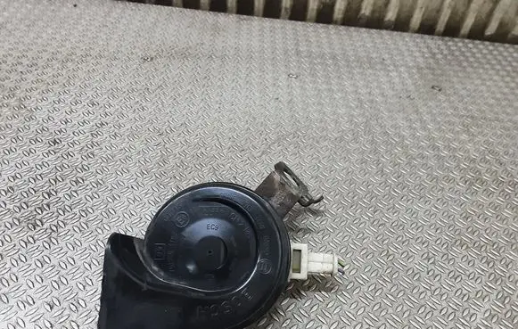 Citroen C4 I Horn signal E9703881157