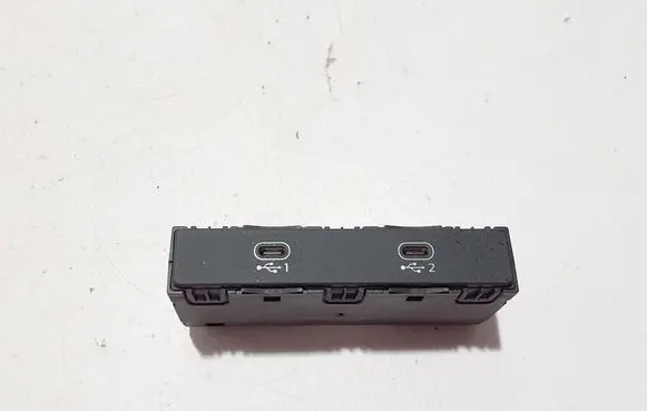 USB socket connector