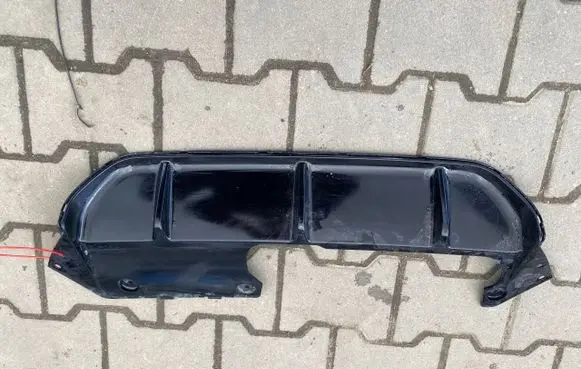 BMW M5 F90 Rear bumper lower part trim 8069485