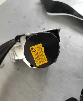 MG MG5 II Front seatbelt 10586916