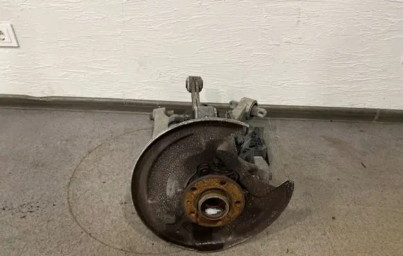 Volvo XC90 Rear wheel hub spindle/knuckle 32246511 31360588 32246988