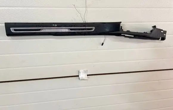 Volkswagen Tiguan Front sill trim cover 5NA853370