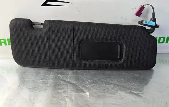 Sun visor
