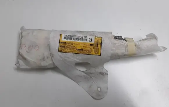 Toyota Yaris Seat airbag 739100D062