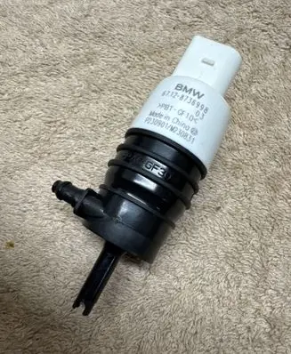 BMW X5 G05 Windscreen/windshield washer pump 67128736998 P230901 M230831