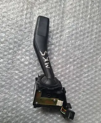 Volkswagen PASSAT B7 Indicator stalk 1K0953513E 01103510 10351082355927