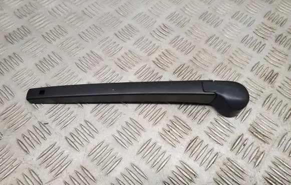 Volkswagen Atlas Rear wiper blade arm 3CM955707