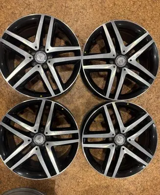 Mercedes-Benz V Class W447 R19 alloy rim A4474014500 4474014500