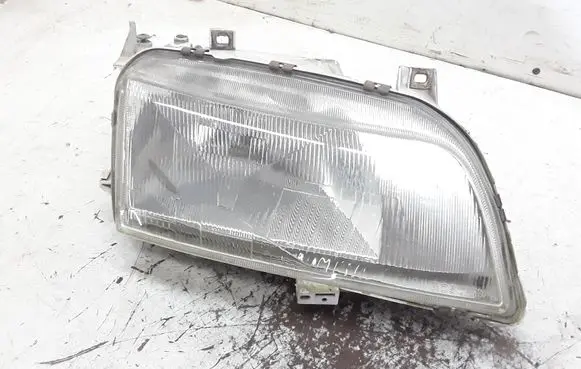 Volkswagen Sharan Headlight/headlamp 0301048302
