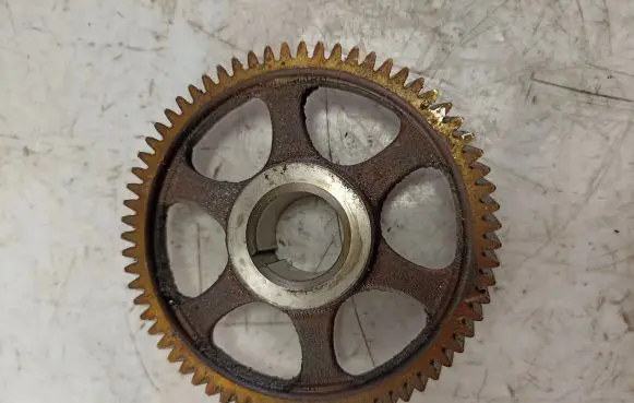 Volkswagen Fox Crankshaft gear 03D103305