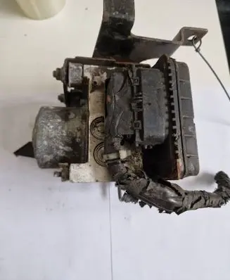 Mazda 6 ABS Pump Gr1e437a0