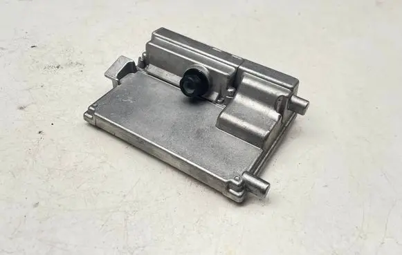 Audi A3 8Y Rear glass lock/latch Q18 2Q0980653H