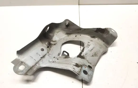 Tesla Model Y Fender mounting bracket 148749100A