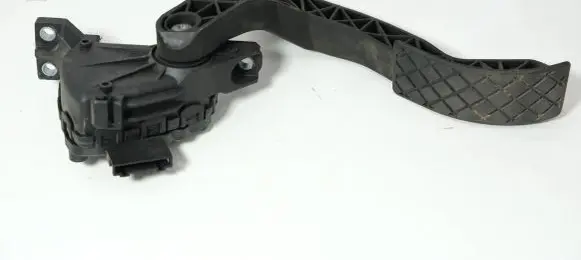 Audi A6 S6 C5 4B Accelerator throttle pedal 8D1721523F