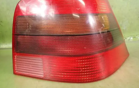 Volkswagen Golf IV Rear/tail lights 1J6945112S