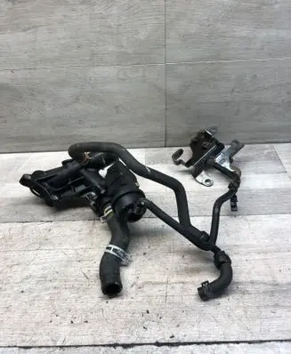 Volkswagen Crafter Thermostat/thermostat housing 110600686R