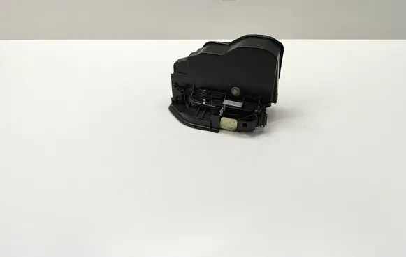 BMW 5 E60 E61 Front door lock 7202146 51217202146 51217059974