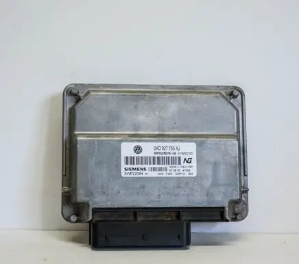 Volkswagen Touareg I Engine control unit/module 0AD927755AJ